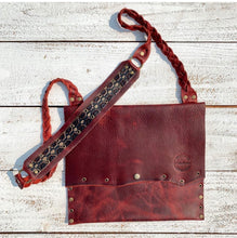 Load image into Gallery viewer, Free Spirit Crossbody