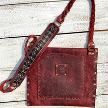 Load image into Gallery viewer, Free Spirit Crossbody